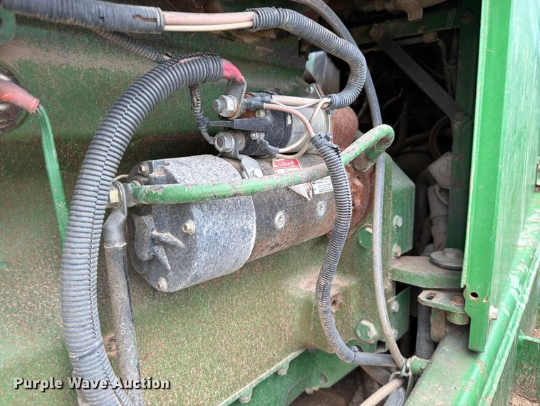 image for item FP4039 1989 John Deere 8760 4WD tractor