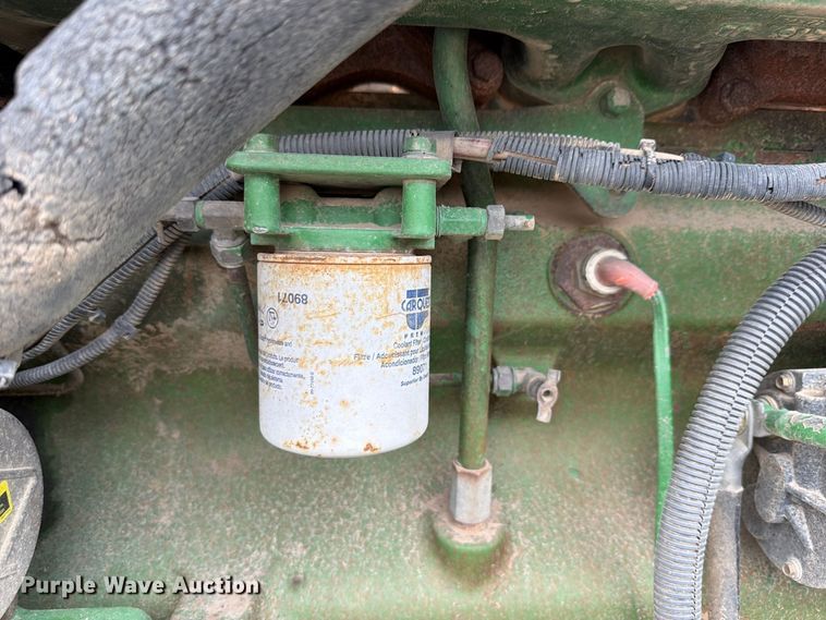 image for item FP4039 1989 John Deere 8760 4WD tractor