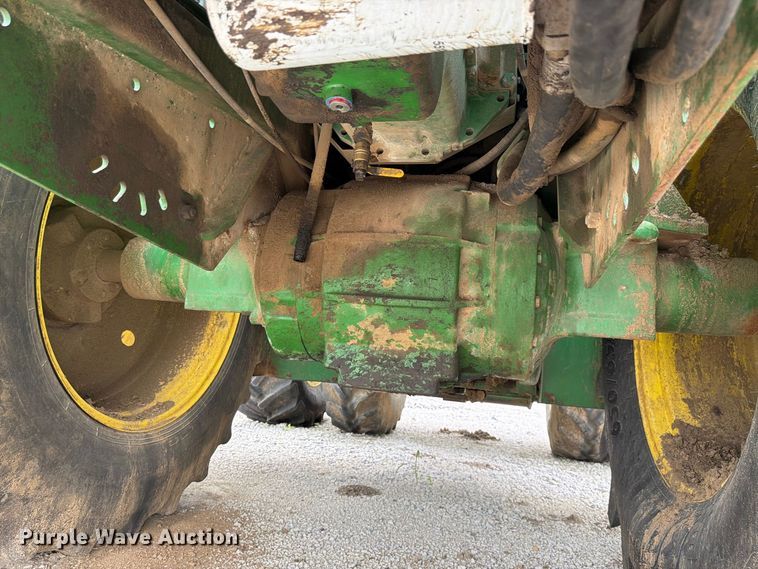 image for item FP4039 1989 John Deere 8760 4WD tractor