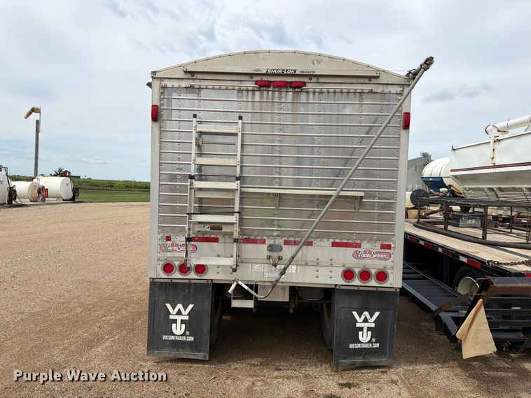 image for item FT6669 2011 Wilson DWH-500 Pacesetter grain trailer