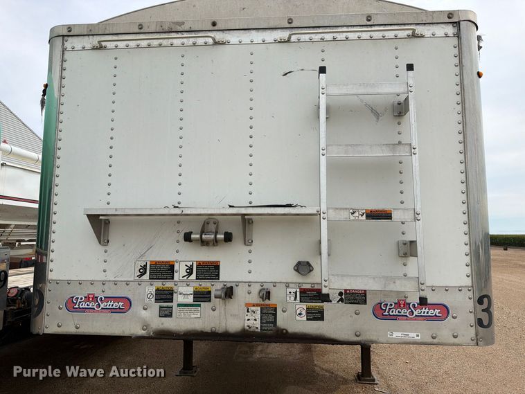 image for item FT6669 2011 Wilson DWH-500 Pacesetter grain trailer