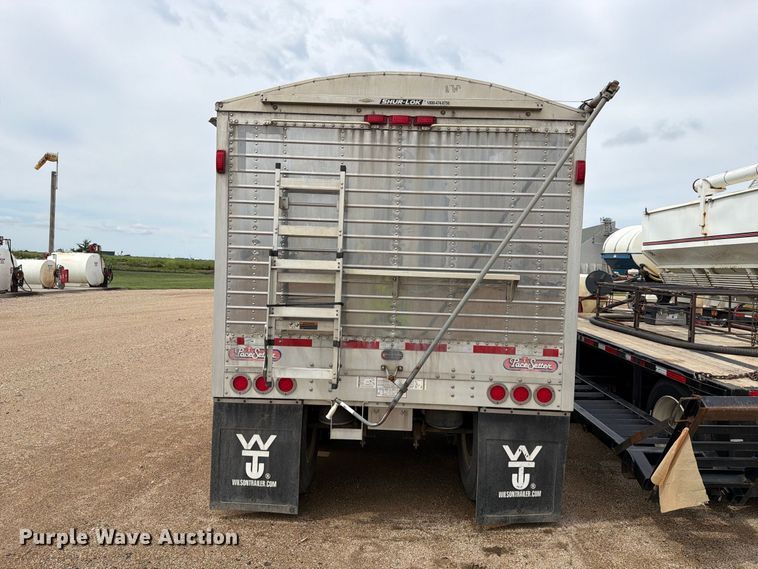 image for item FT6669 2011 Wilson DWH-500 Pacesetter grain trailer