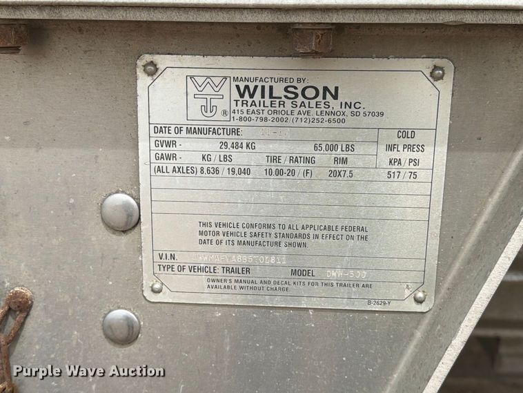 image for item FT6669 2011 Wilson DWH-500 Pacesetter grain trailer