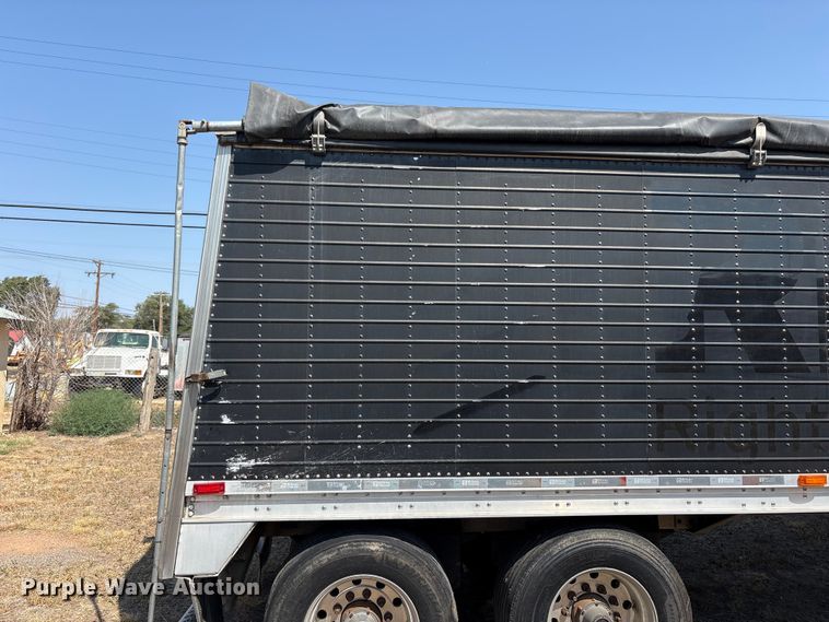 image for item JM9387 2011 Wilson DWG-550WB grain trailer