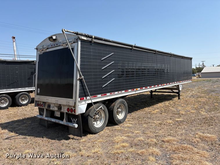 image for item JM9388 2013 Wilson DWG-550WB grain trailer
