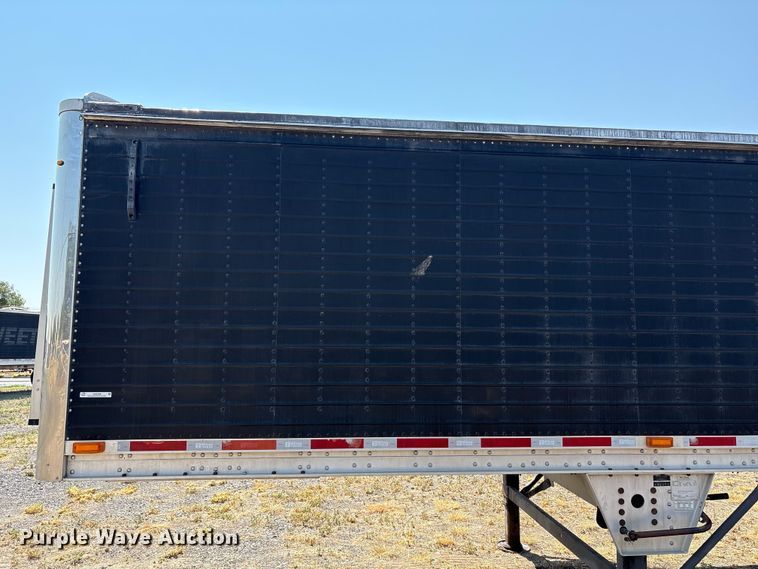 image for item JM9388 2013 Wilson DWG-550WB grain trailer
