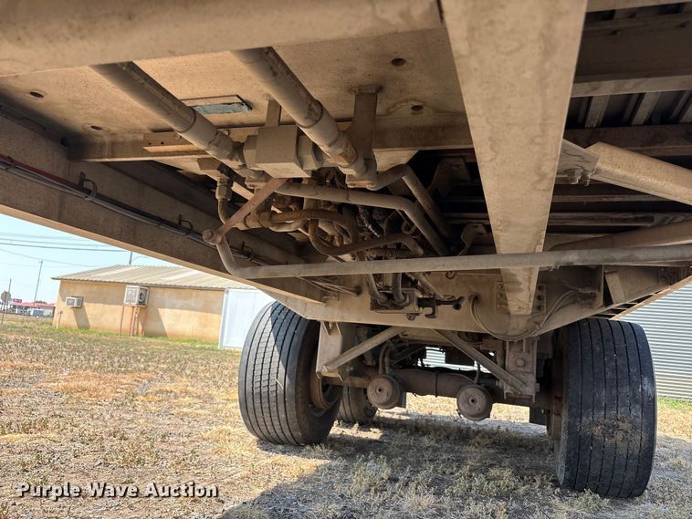 image for item JM9388 2013 Wilson DWG-550WB grain trailer