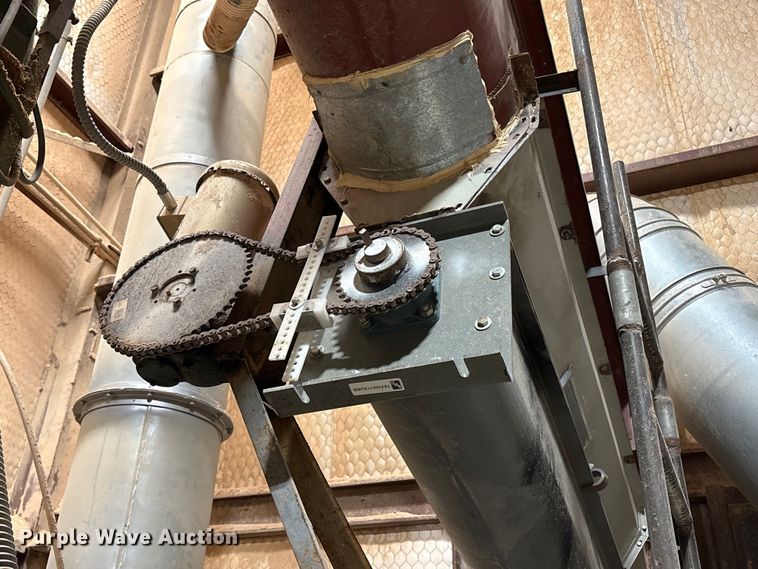 image for item JM9414 Material hopper