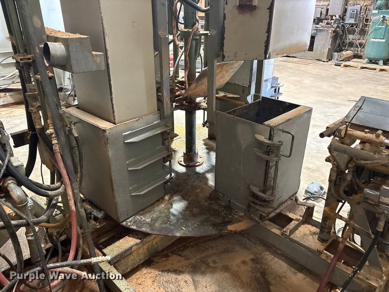 image for item JM9415 Merville machine material bagger