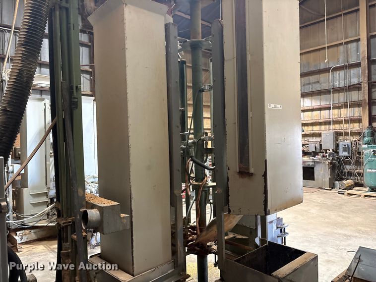 image for item JM9415 Merville machine material bagger