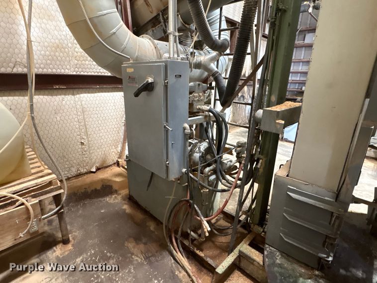 image for item JM9415 Merville machine material bagger