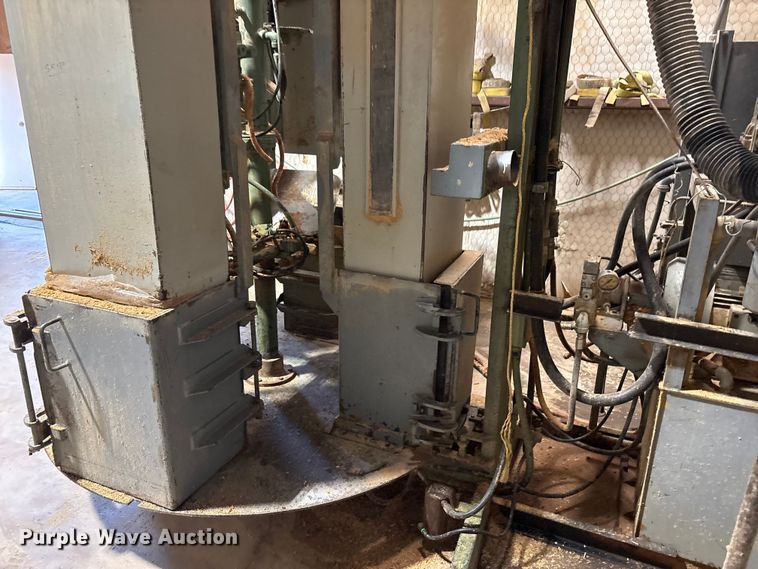 image for item JM9415 Merville machine material bagger