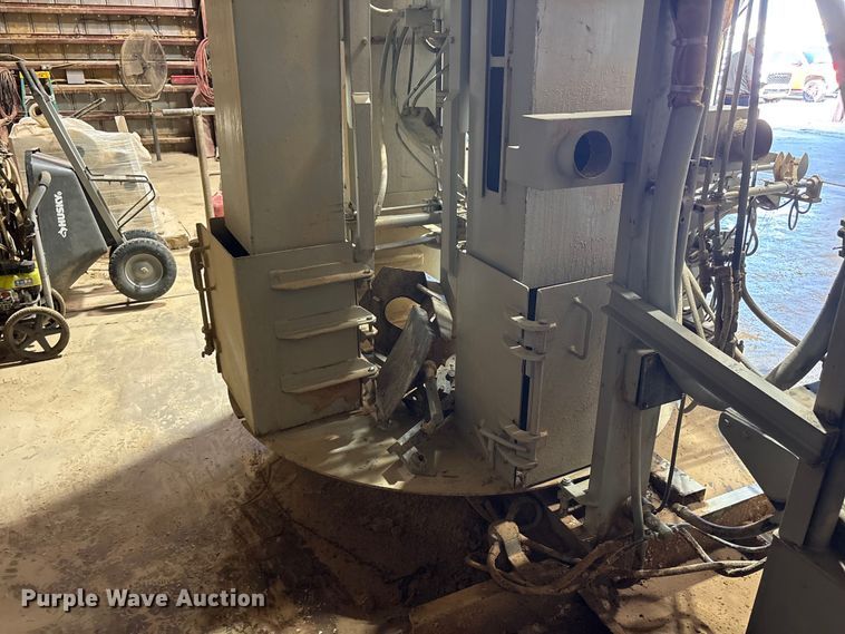 image for item JM9415 Merville machine material bagger