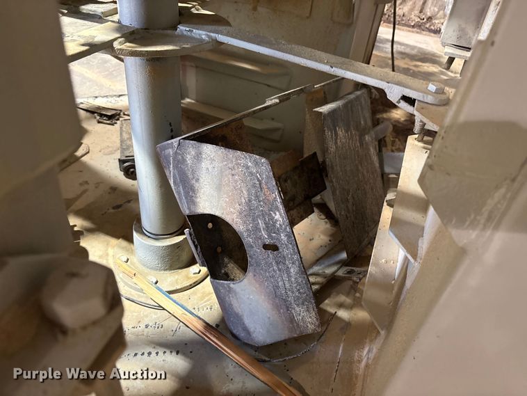 image for item JM9415 Merville machine material bagger