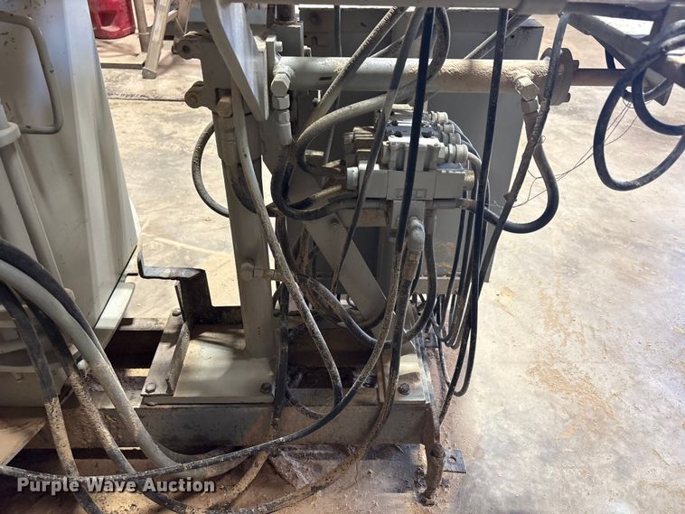 image for item JM9415 Merville machine material bagger