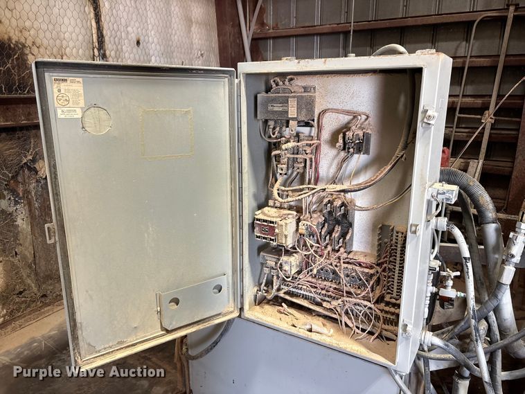 image for item JM9415 Merville machine material bagger