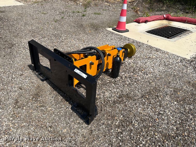 image for item MQ9076 2026 D680 skid steer pile hammer