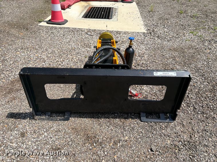 image for item MQ9076 2026 D680 skid steer pile hammer