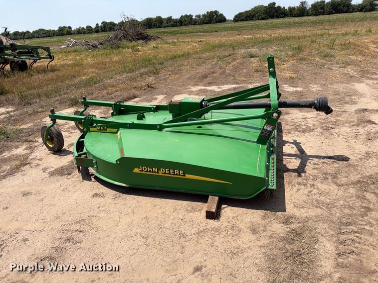 image for item MZ9890 John Deere MX7 rotary mower