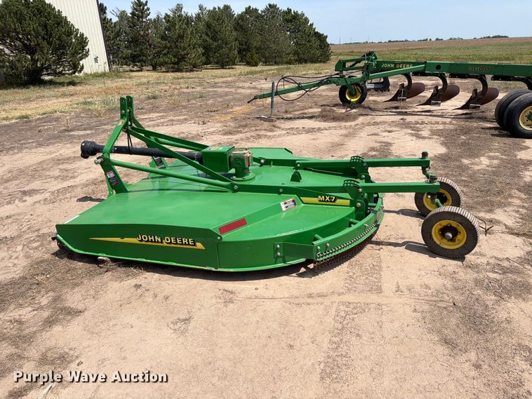 image for item MZ9890 John Deere MX7 rotary mower