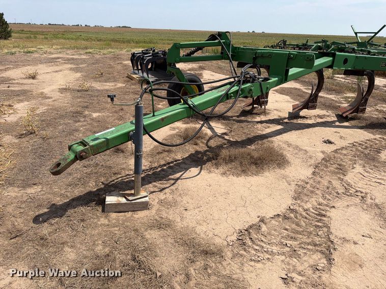 image for item MZ9891 John Deere A3600 6 bottom plow