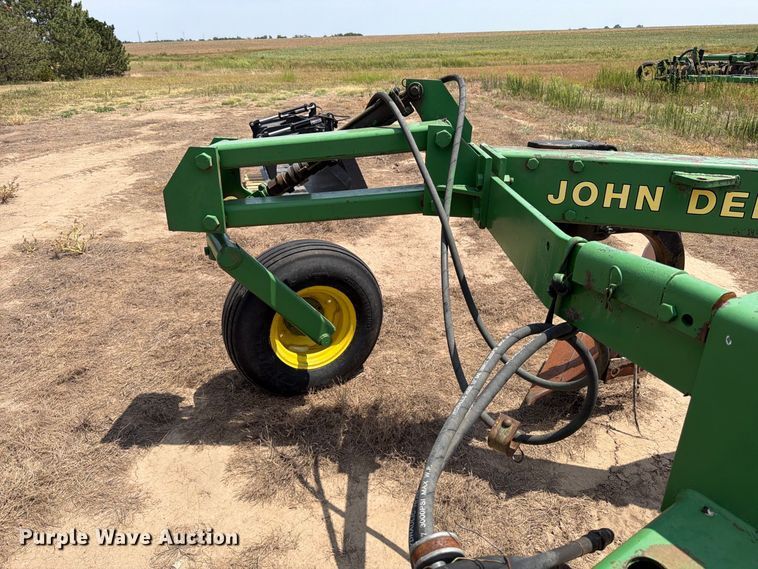 image for item MZ9891 John Deere A3600 6 bottom plow