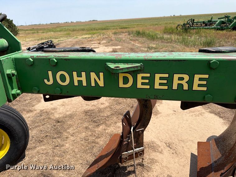 image for item MZ9891 John Deere A3600 6 bottom plow