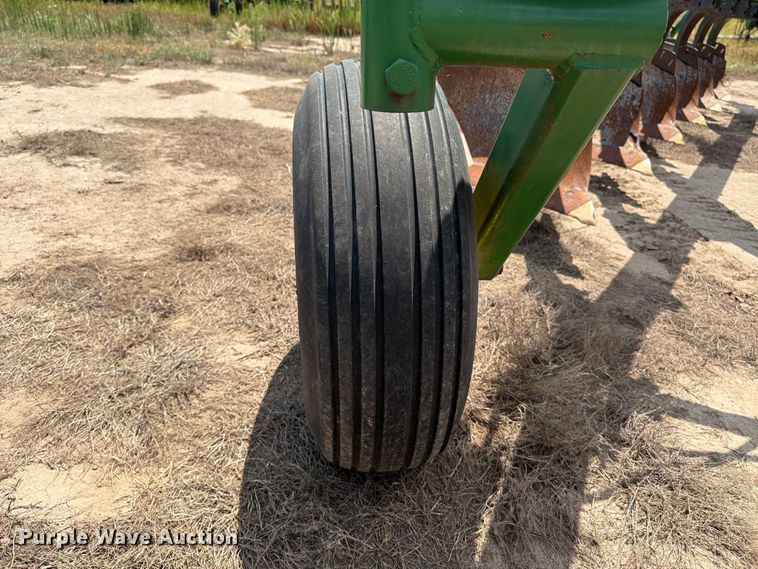 image for item MZ9891 John Deere A3600 6 bottom plow