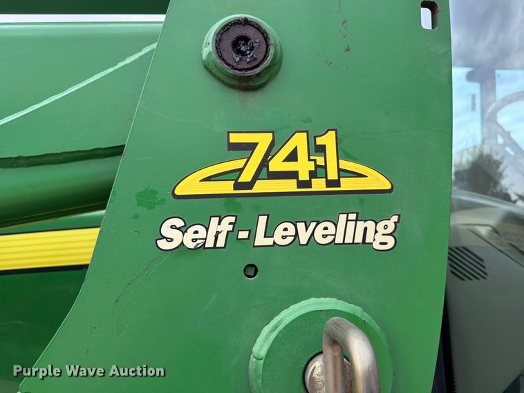 image for item MZ9931 2008 John Deere 7130 MFWD tractor