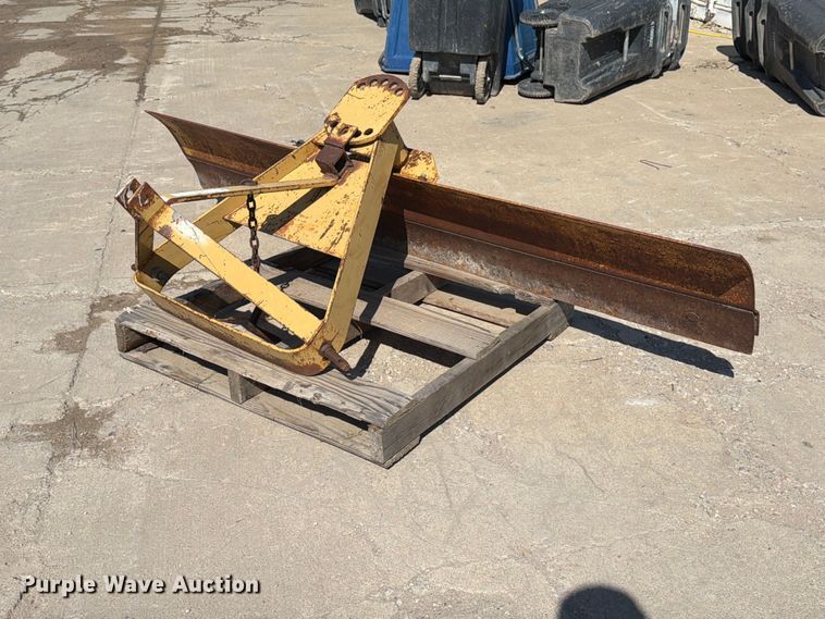 image for item MZ9974 Blade