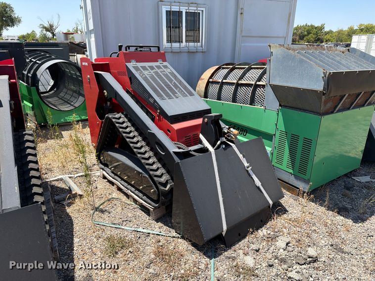 Erie Industries SCL850 compact utility loader