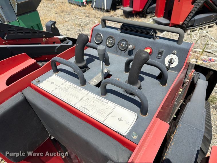 image for item NC9878 Erie Industries SCL850 compact utility loader