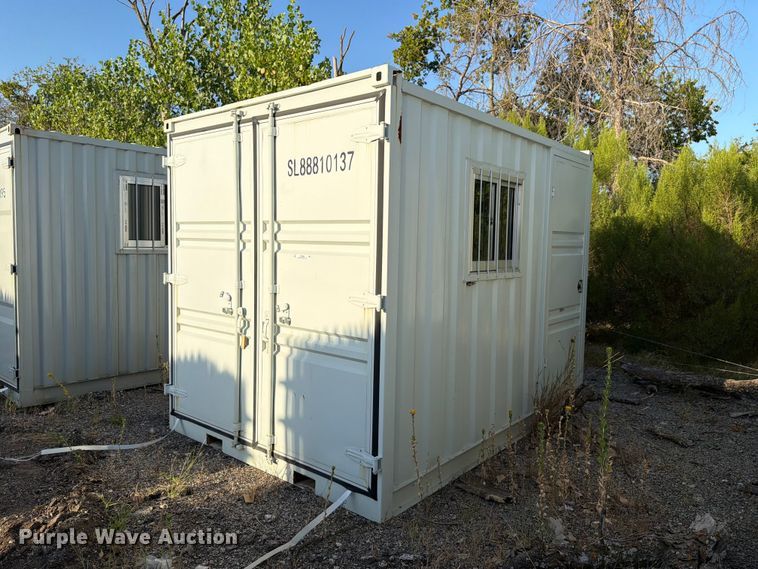 Shipping container