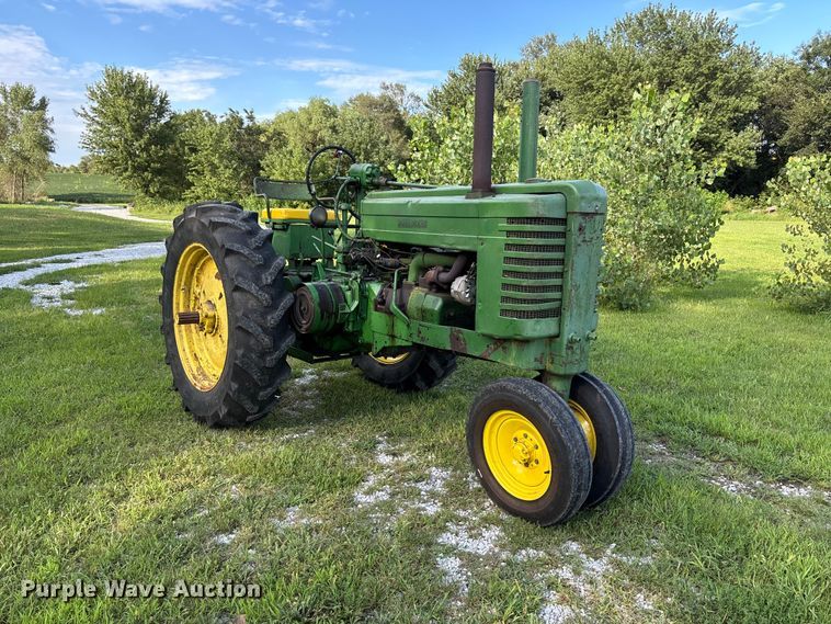 image for item NM9875 1945 John Deere GM tractor