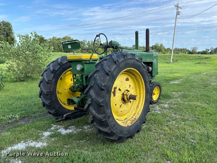 image for item NM9875 1945 John Deere GM tractor