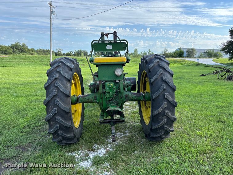 image for item NM9875 1945 John Deere GM tractor
