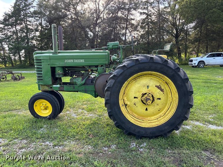 image for item NM9875 1945 John Deere GM tractor