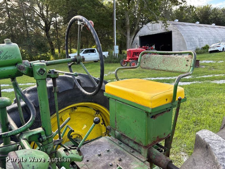 image for item NM9875 1945 John Deere GM tractor
