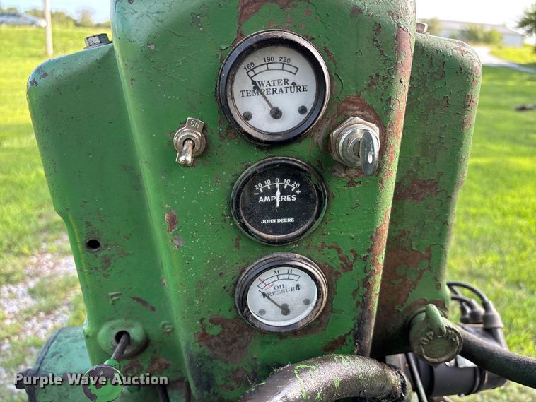 image for item NM9875 1945 John Deere GM tractor