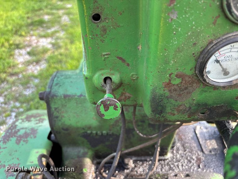 image for item NM9875 1945 John Deere GM tractor