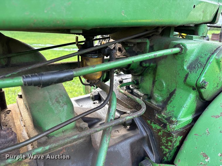 image for item NM9875 1945 John Deere GM tractor