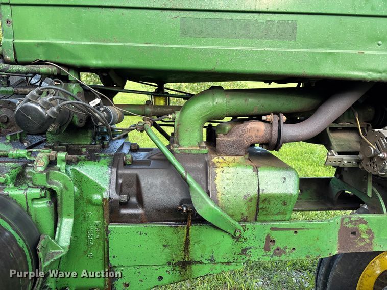 image for item NM9875 1945 John Deere GM tractor