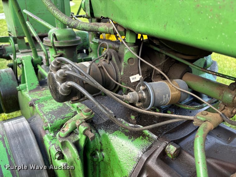 image for item NM9875 1945 John Deere GM tractor