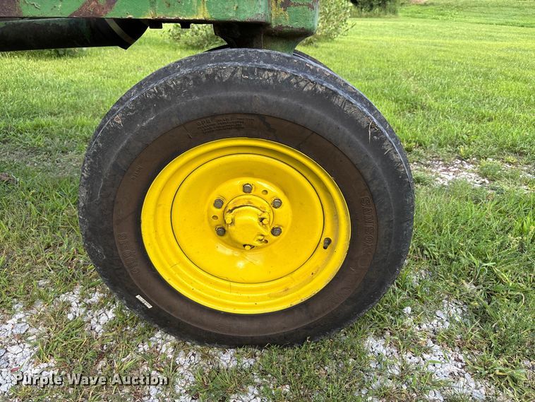 image for item NM9875 1945 John Deere GM tractor