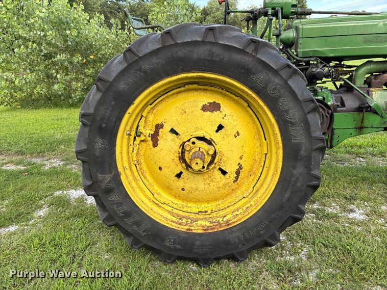 image for item NM9875 1945 John Deere GM tractor