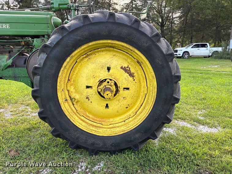 image for item NM9875 1945 John Deere GM tractor