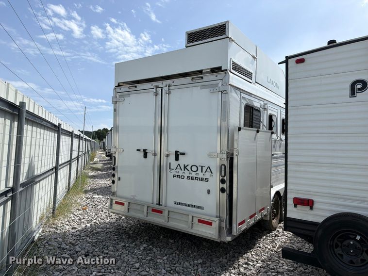 image for item YA4311 2023 Lakota Charger horse trailer