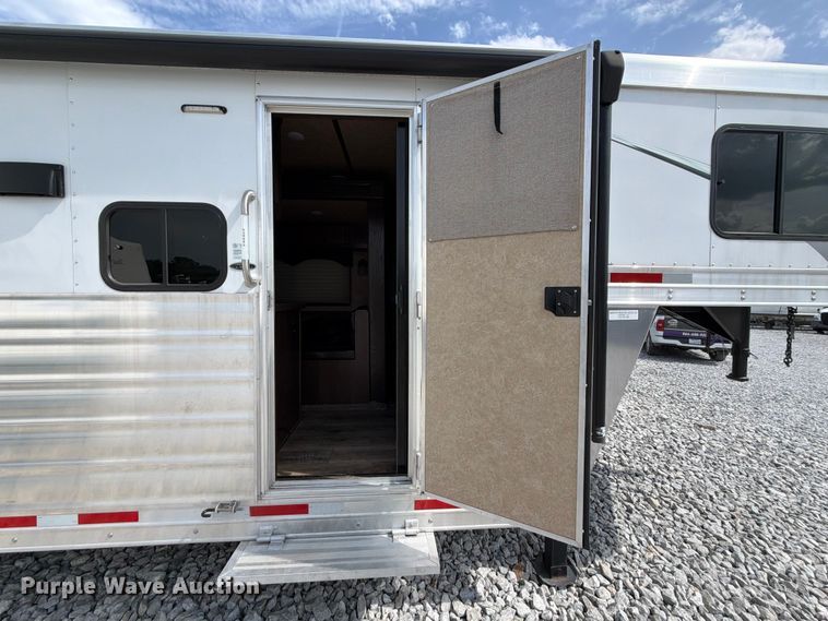 image for item YA4311 2023 Lakota Charger horse trailer