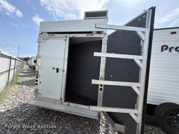 image for item YA4311 2023 Lakota Charger horse trailer