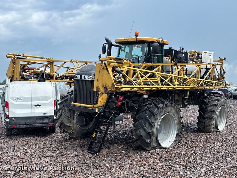 image for item YA4451 2018 RoGator RG1100C sprayer